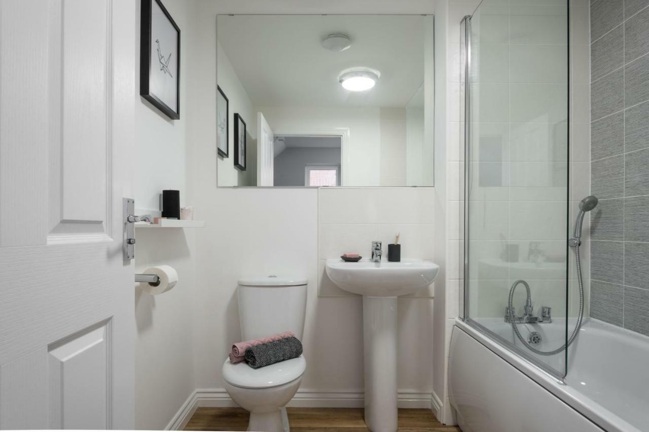 Coventry Jlr Guest House Bagian luar foto