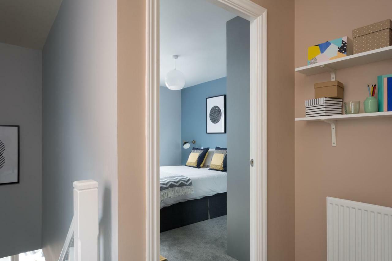 Coventry Jlr Guest House Bagian luar foto